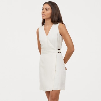 E-Comm: Boss Looks for the Office